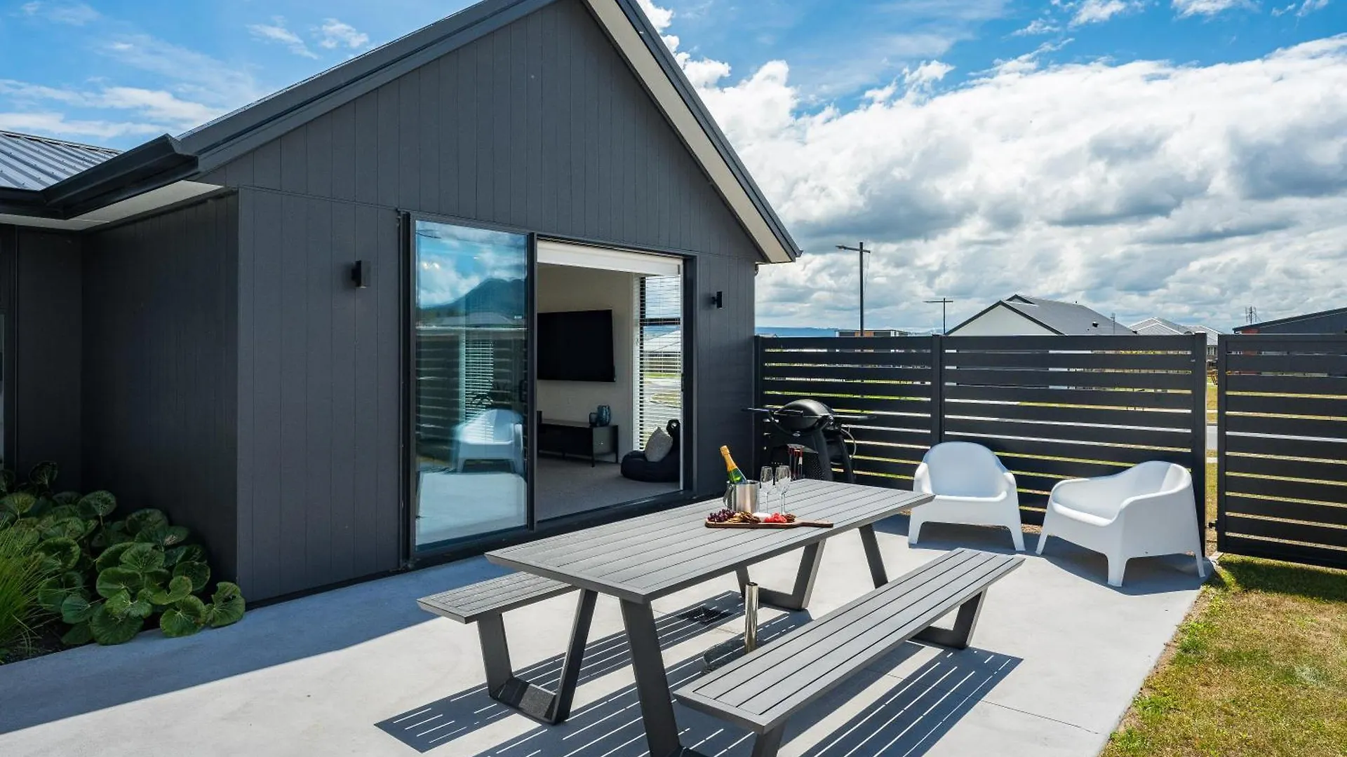 Harakeke Holiday Haven - Taupo Holiday home
